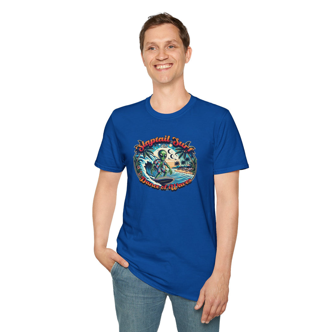 T-Shirt — "Slaptail Surf Club" Astronaut Surfing Vintage Graphic Tee